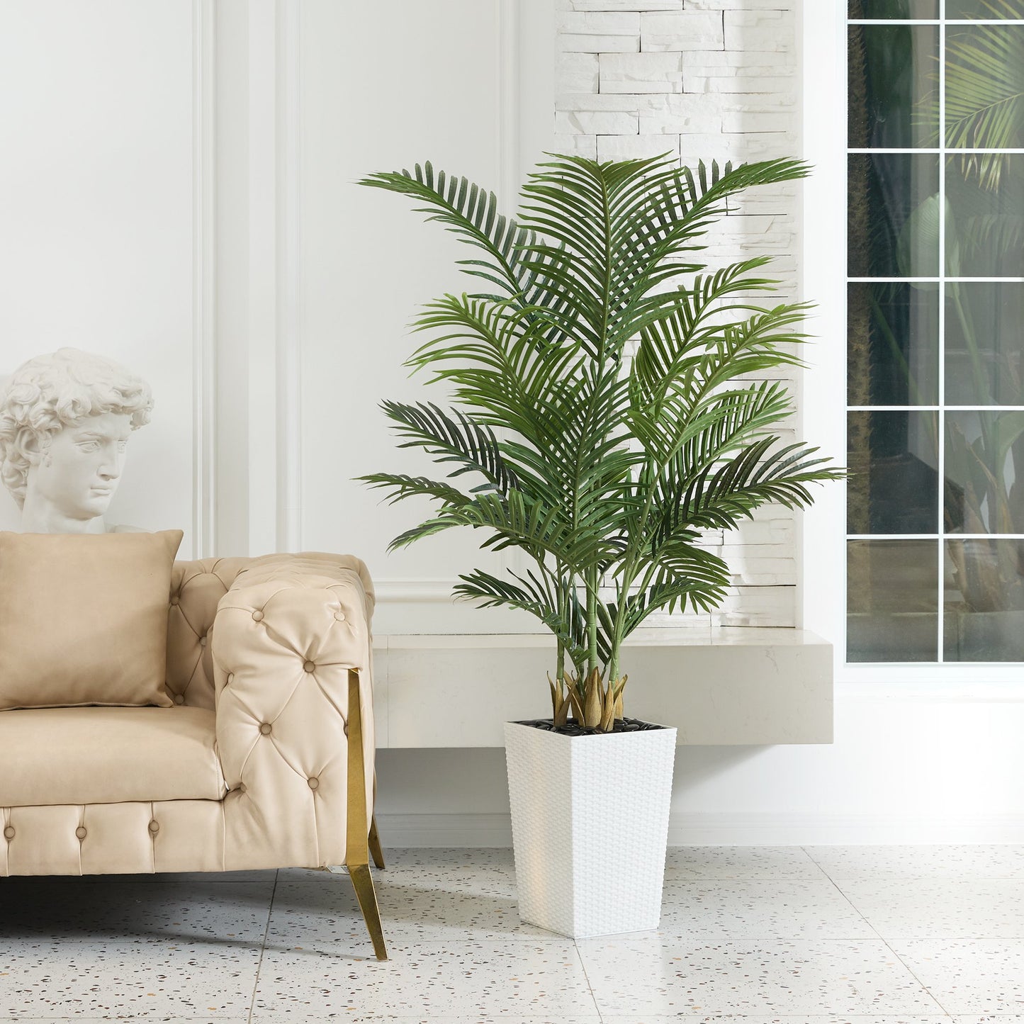 DR.Planzen UV Resistant 5ft Artificial Palm Tree with White Large Planter, Faux Palm Tree for Indoor Outdoor decor, Faux Plant with Adjustable Leaves for Home, Office, and Garden Decor