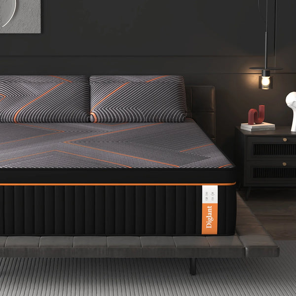 Queen Mattress, 14 Inch Plush Hybrid Mattress, Black Memory Foam with Individually Pocket Coils Mattress Queen Size in Box, Euro Top Mattress for Pressure Relief,Balanced Support